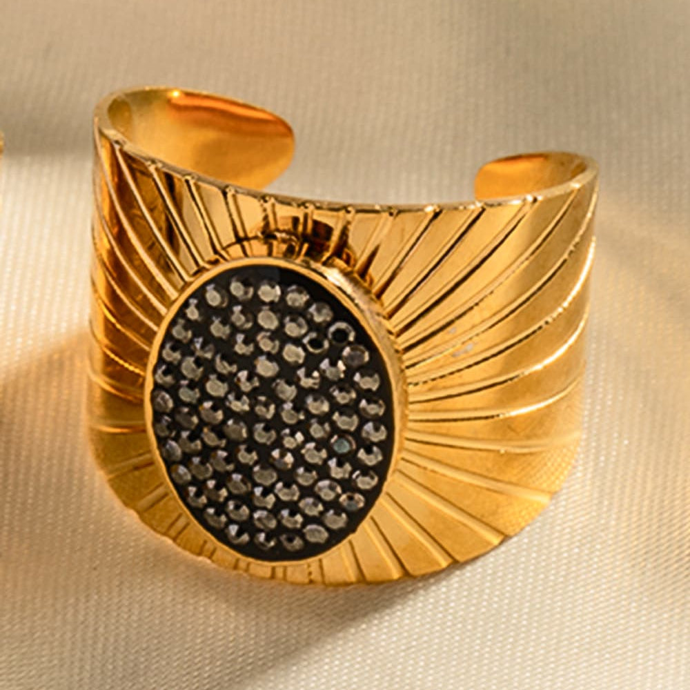 32685f769e064486888ddc4a09ebac46-Max