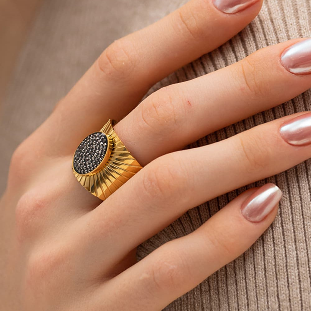 8f14eeb7e95e4958ac1d77e45a68bcbb-Max