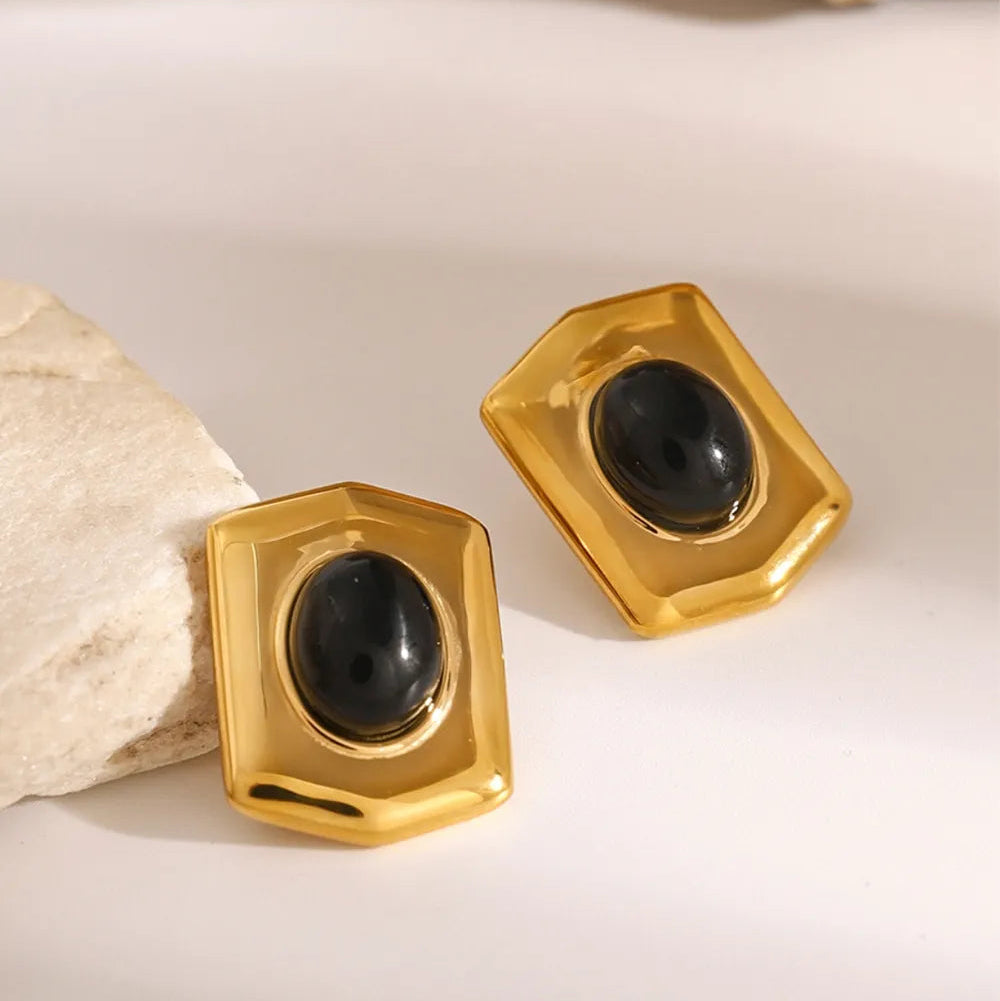 98ce9515-334a-48d8-b8e6-efcb52750767-Max