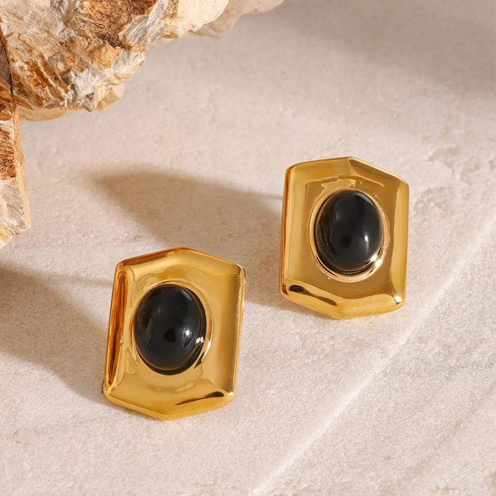 ee2e79f3-f8a2-44d2-b35d-81858d2b6db8-Max